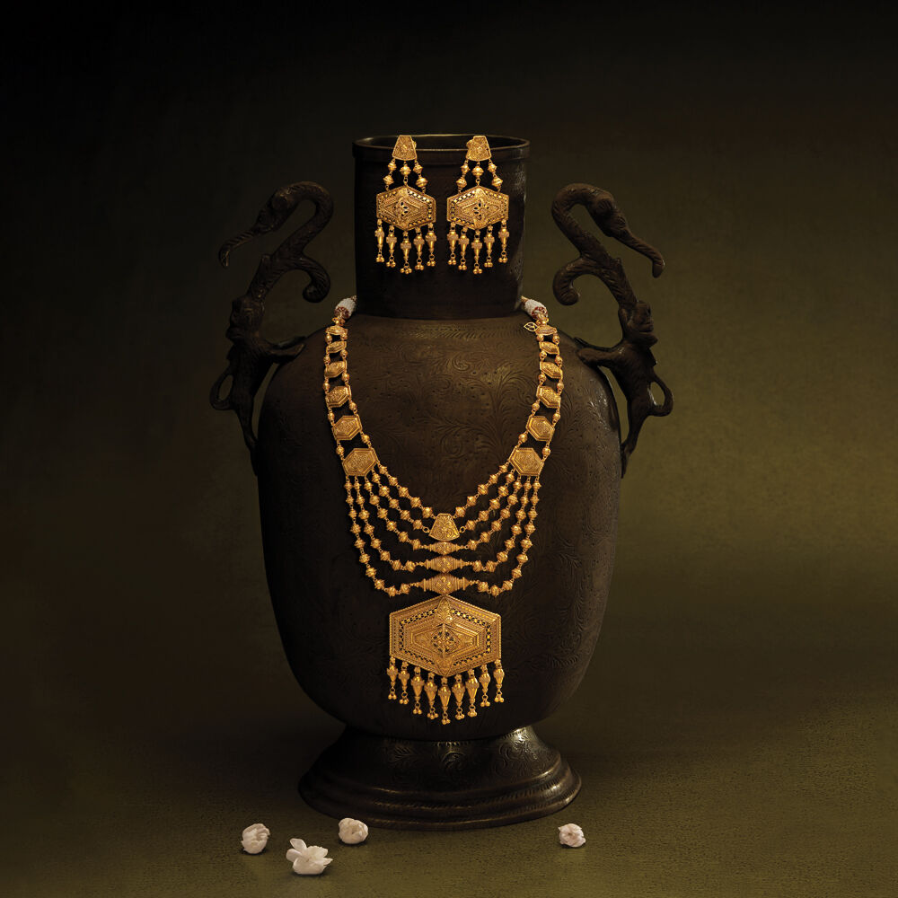 Tanishq layered outlet necklace