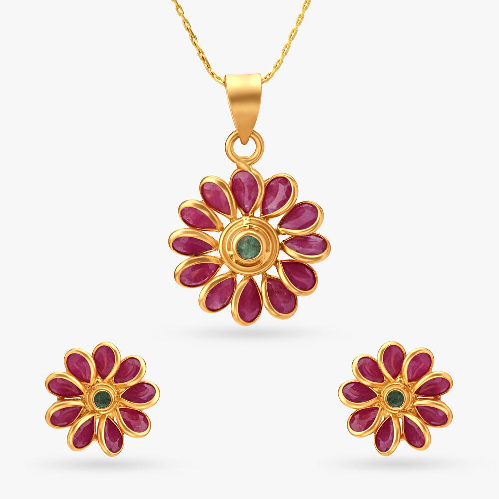 Buy Subtle Floral Emerald and Ruby Pendant and Earrings Set at
