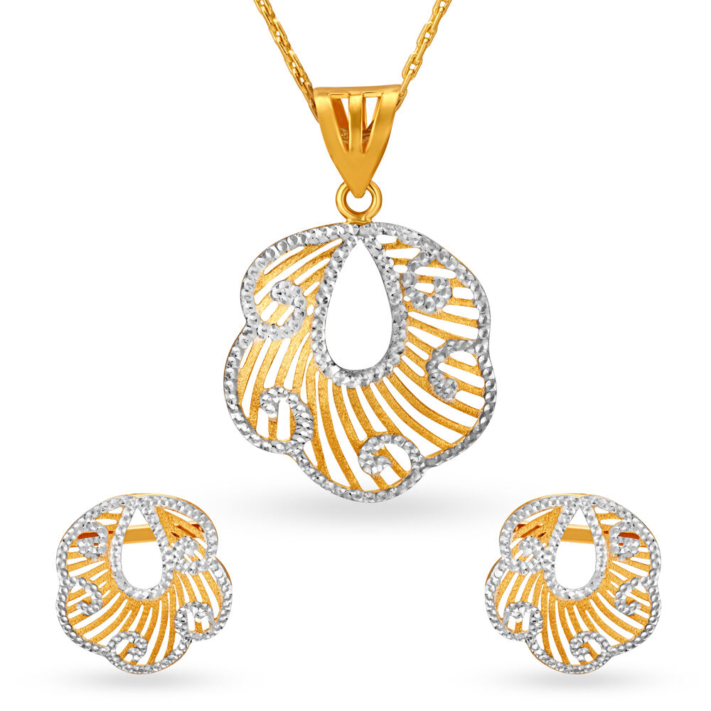 Gold pendant set with earrings deals