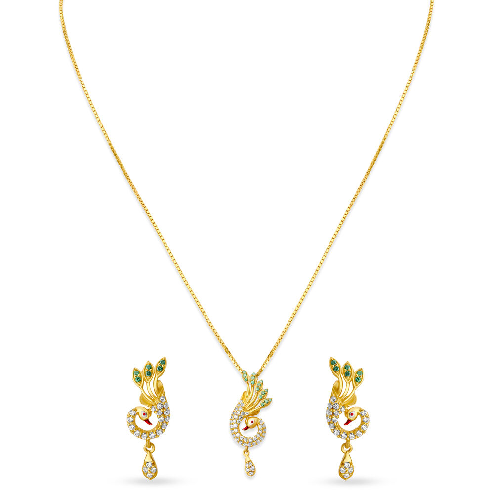 Beautiful Gold Pendant with Chain and Earrings Set