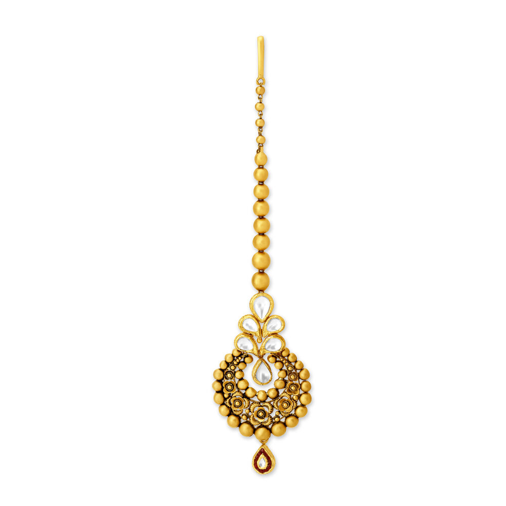 Tanishq shop maang tikka