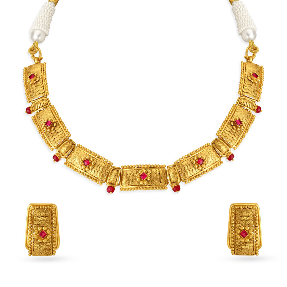 Buy Radiant Traditional Gold Necklace Set at Best Price Tanishq UAE