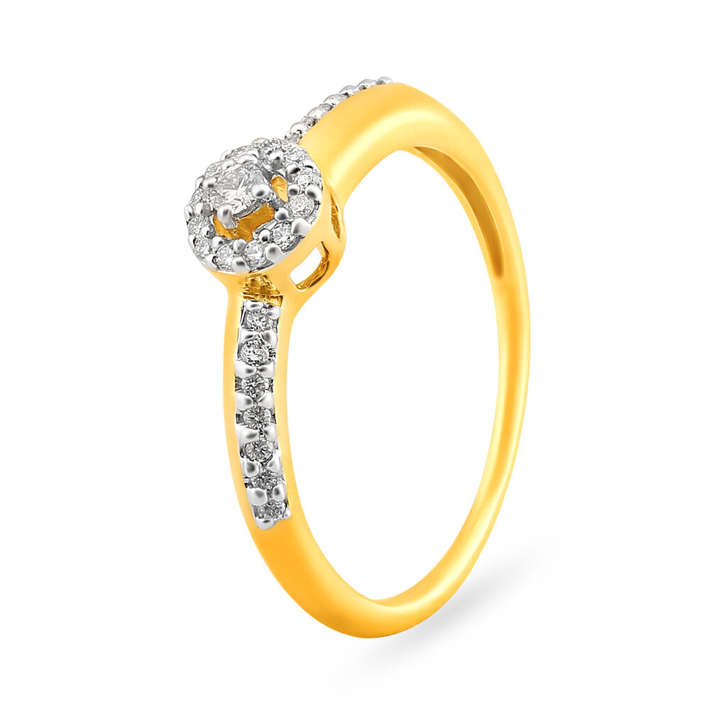 Contemporary Pointer Diamond Finger Ring