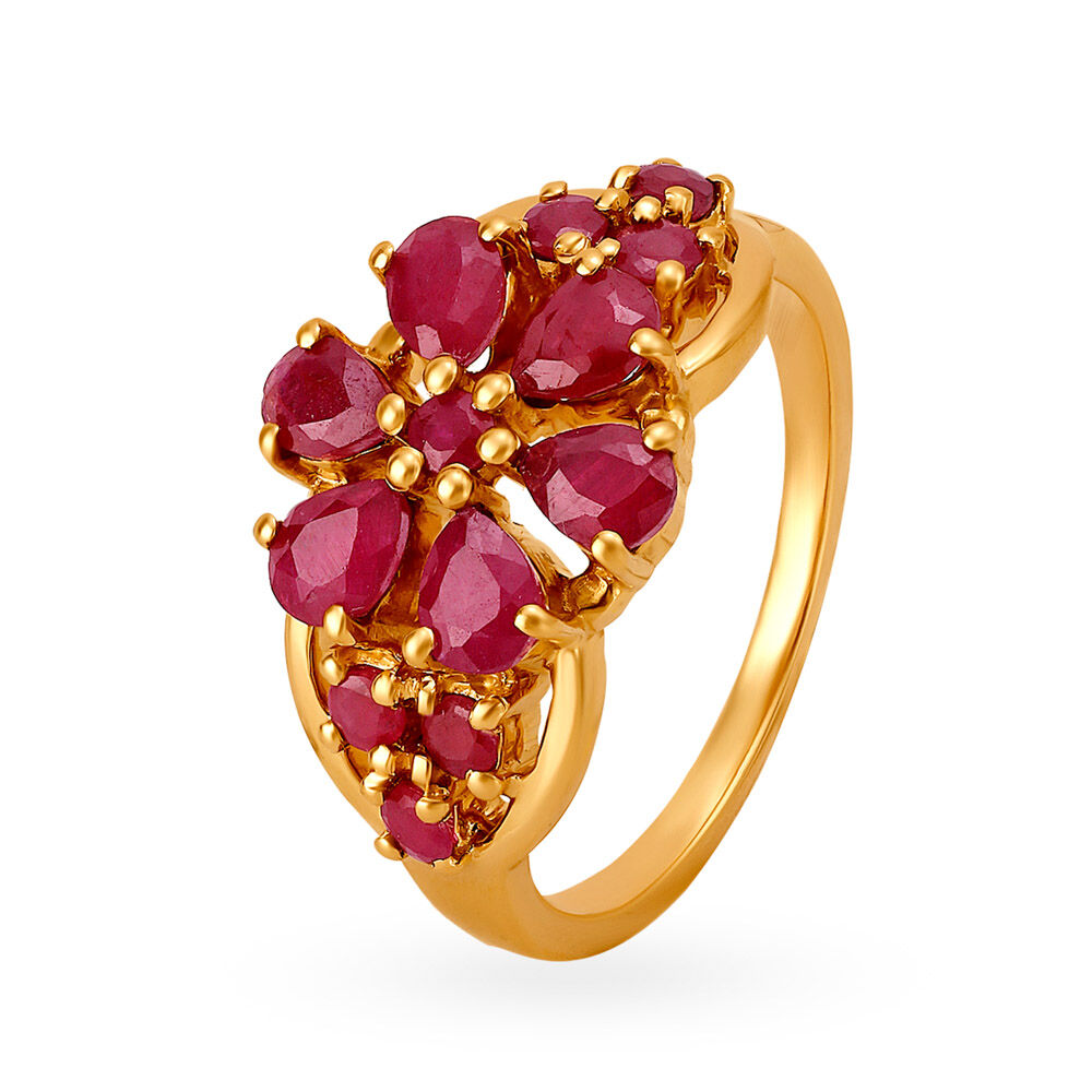 Tanishq store garnet ring