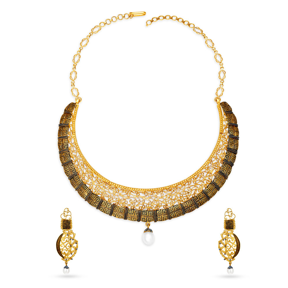 Tanishq antique gold necklace hot sale