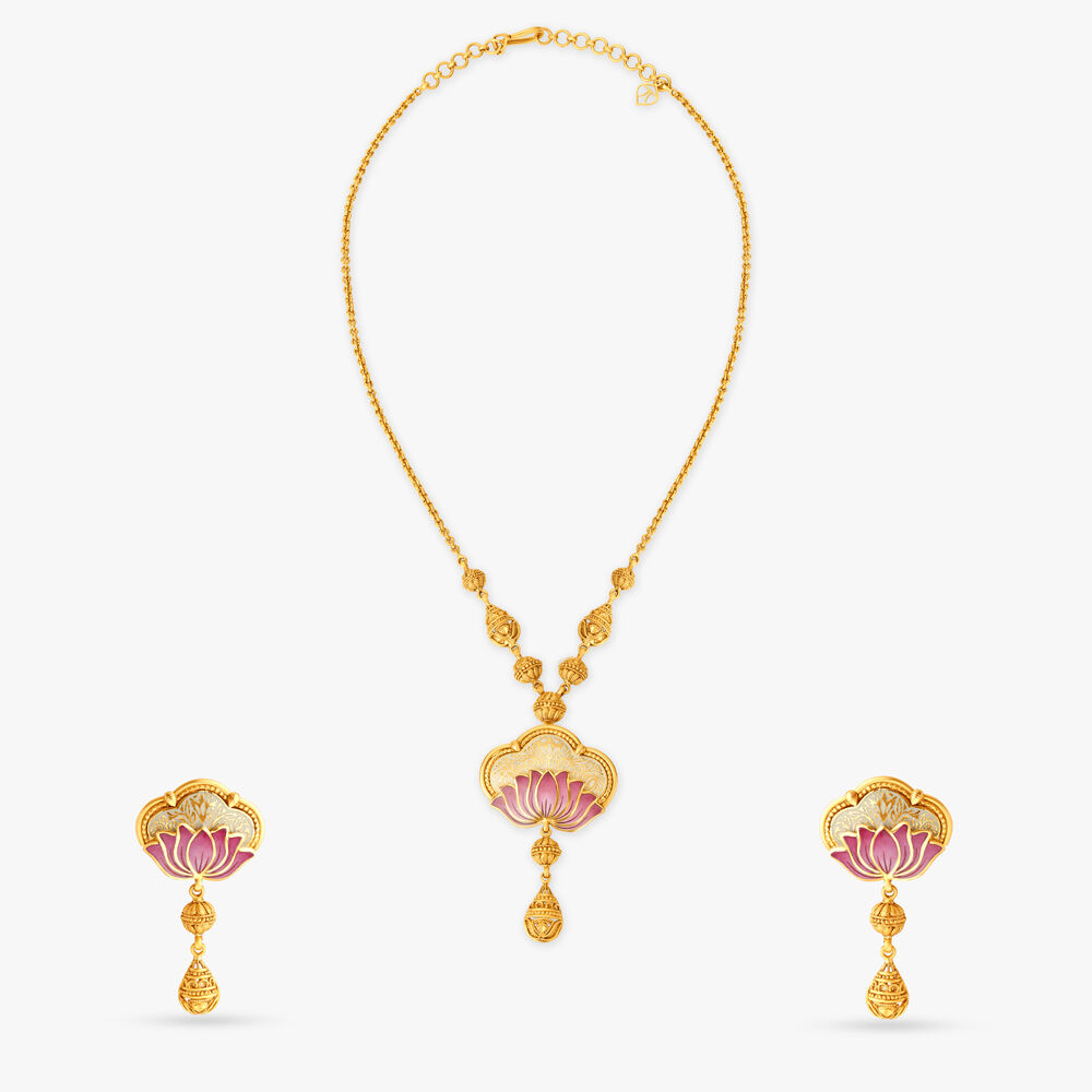 Gold necklace store set tanishq