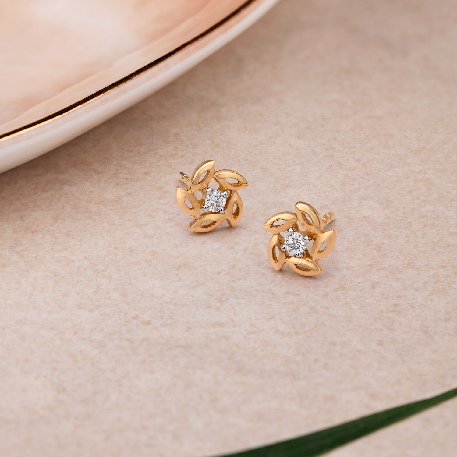 Dainty outlet gold earrings