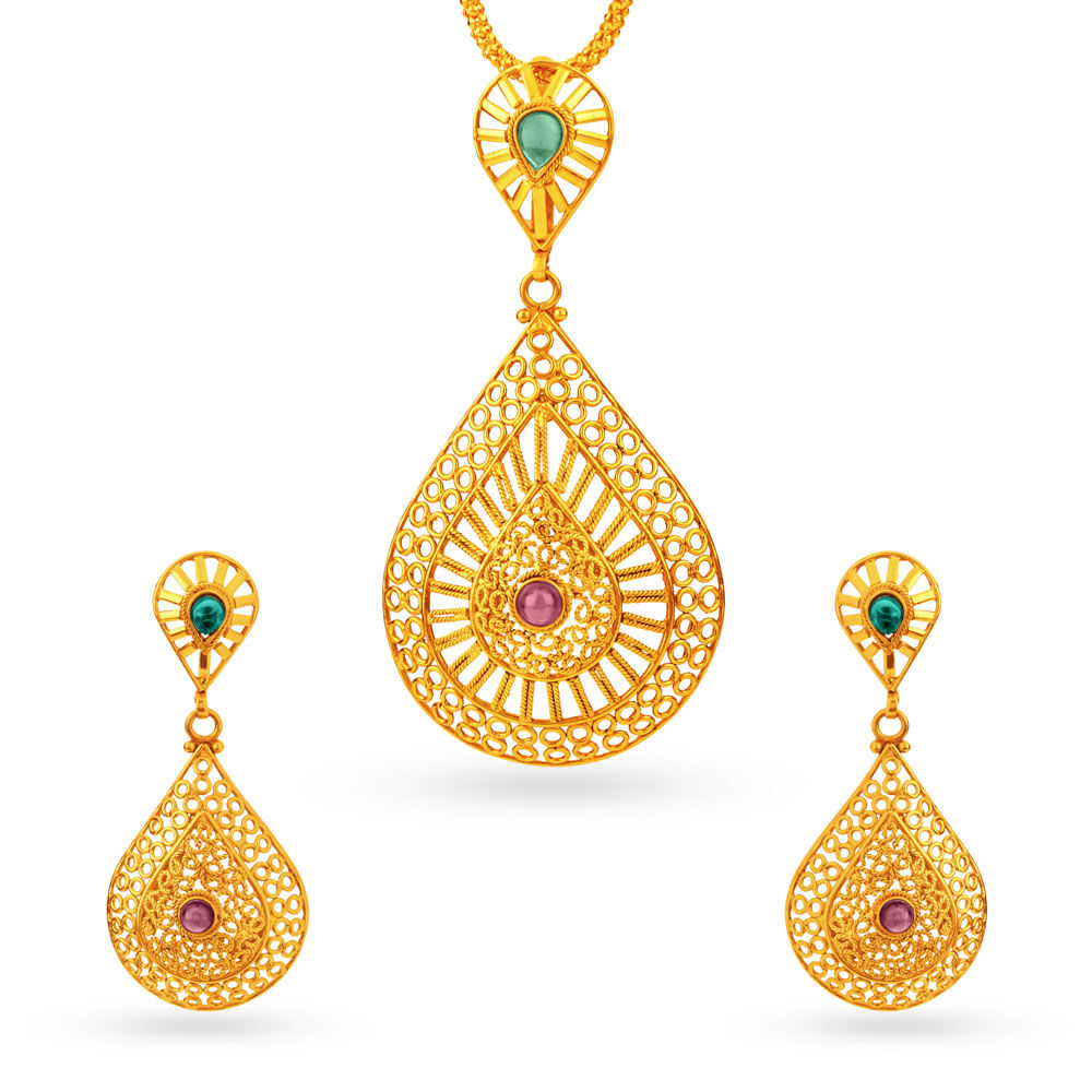 Tanishq gold new arrivals pendant set
