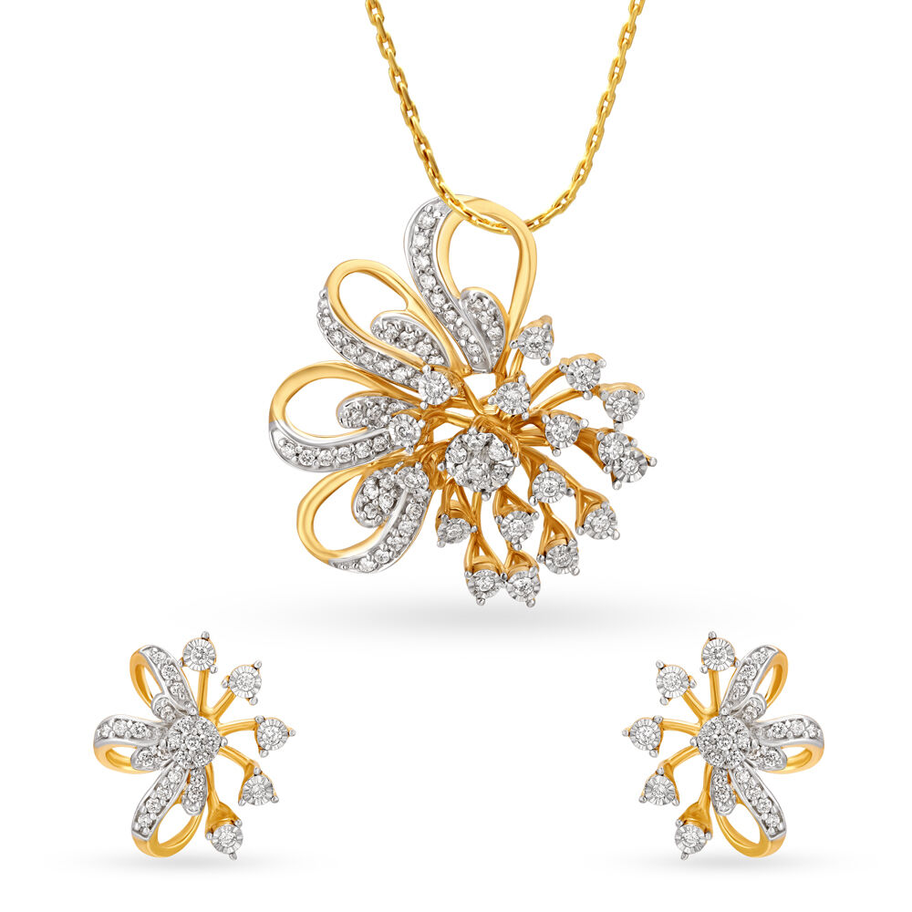 Tanishq diamond pendant on sale set