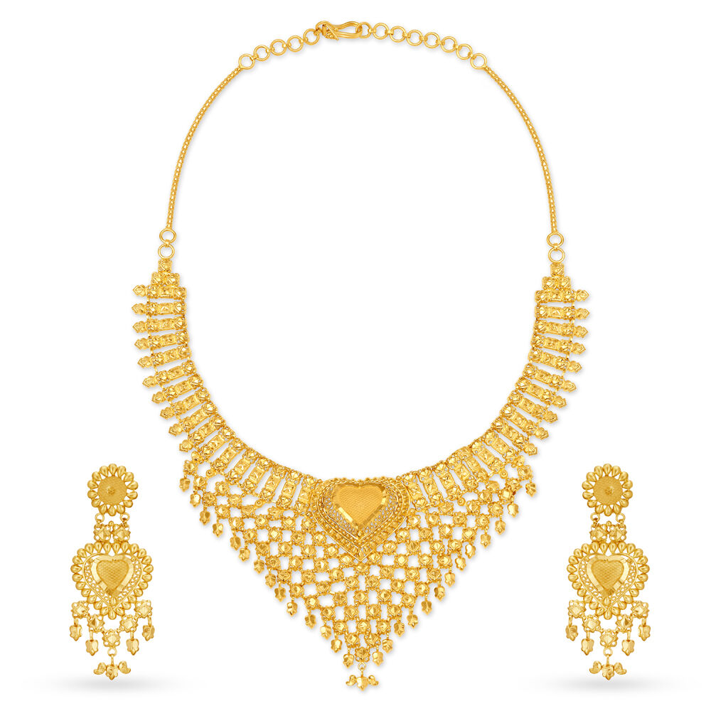 Buy Grand Gold Necklace Set for the Indian Bride at Best Price