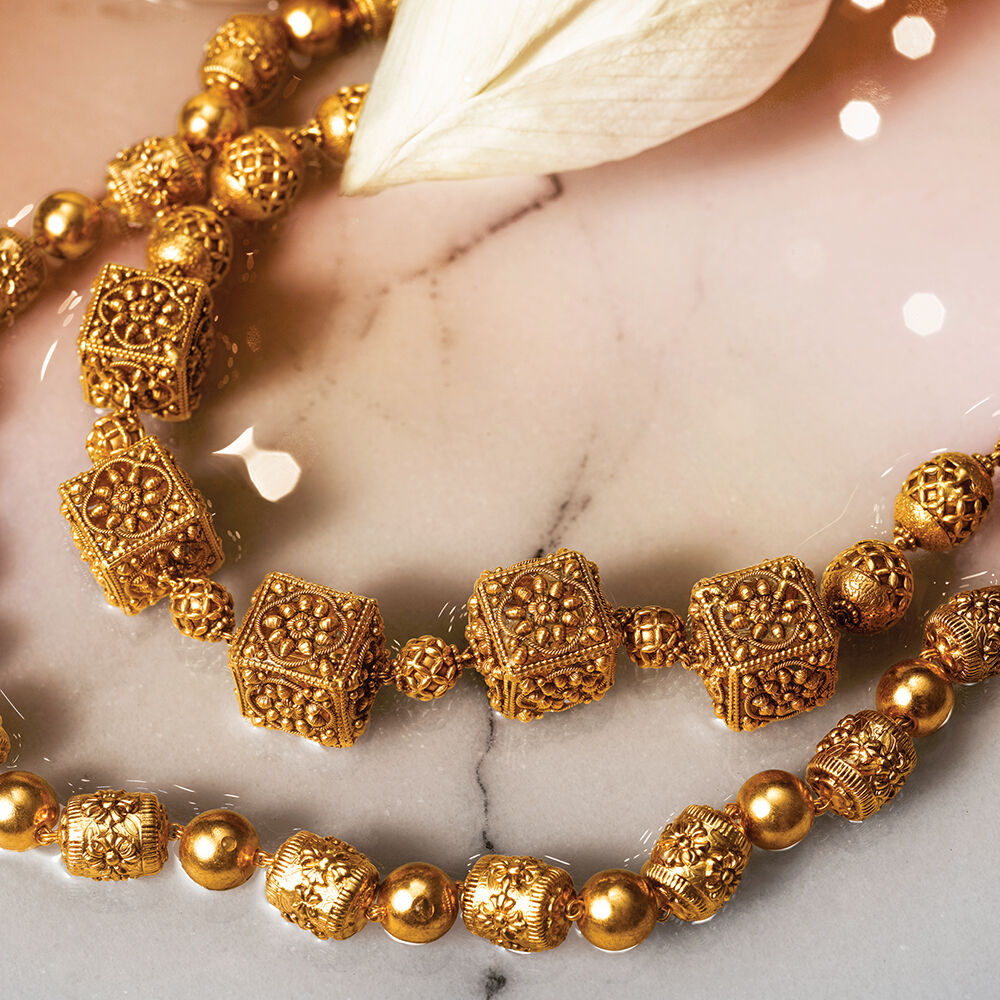 Geometric Traditional Floral Necklace Set