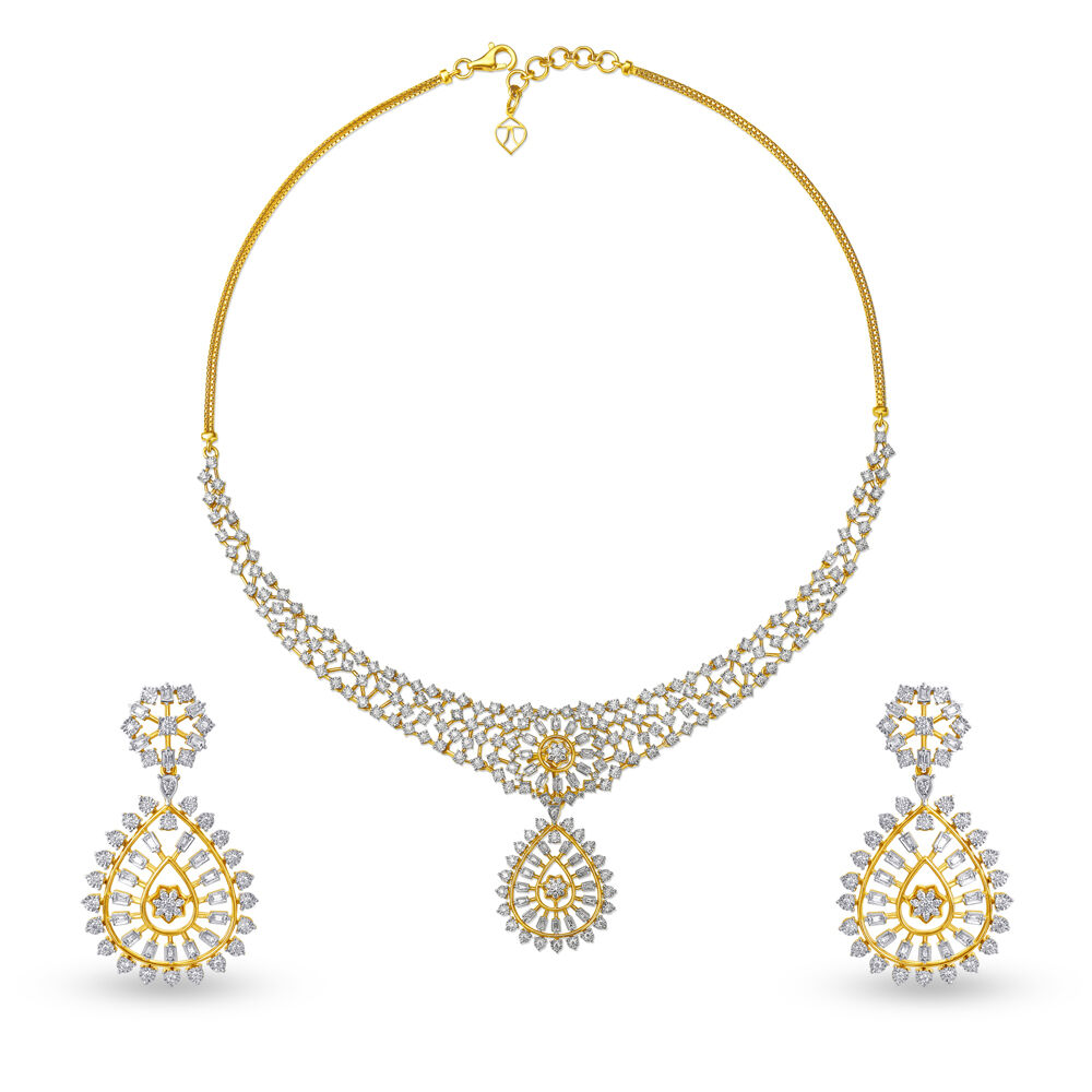Diamond necklace set sales tanishq price