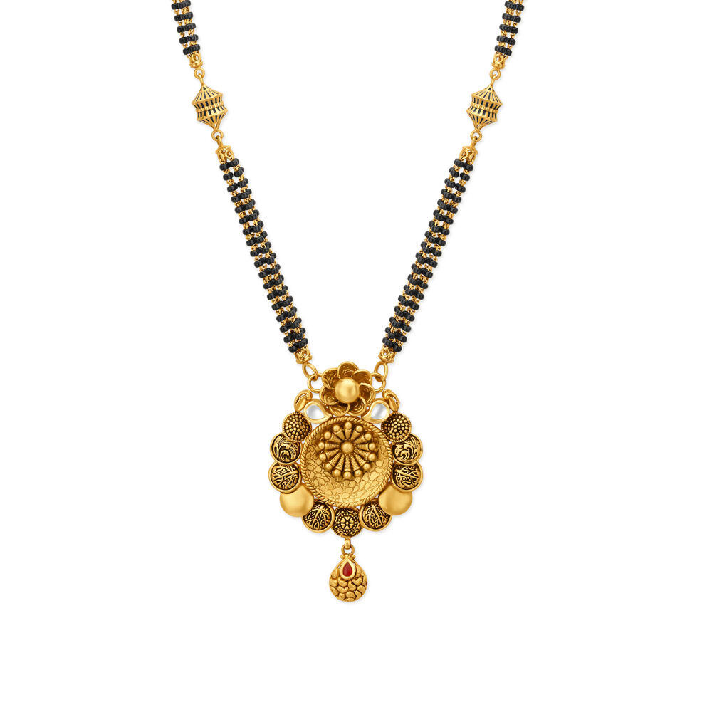 Small gold mangalsutra designs with price in shop tanishq