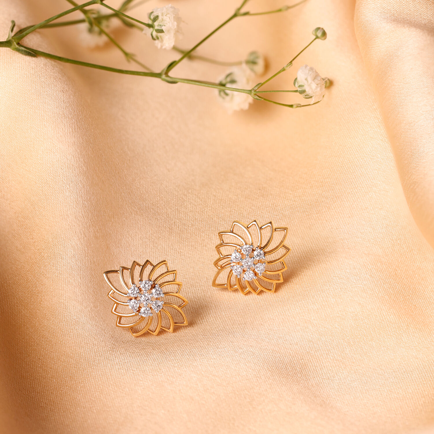 Diamond earrings for women tanishq new arrivals