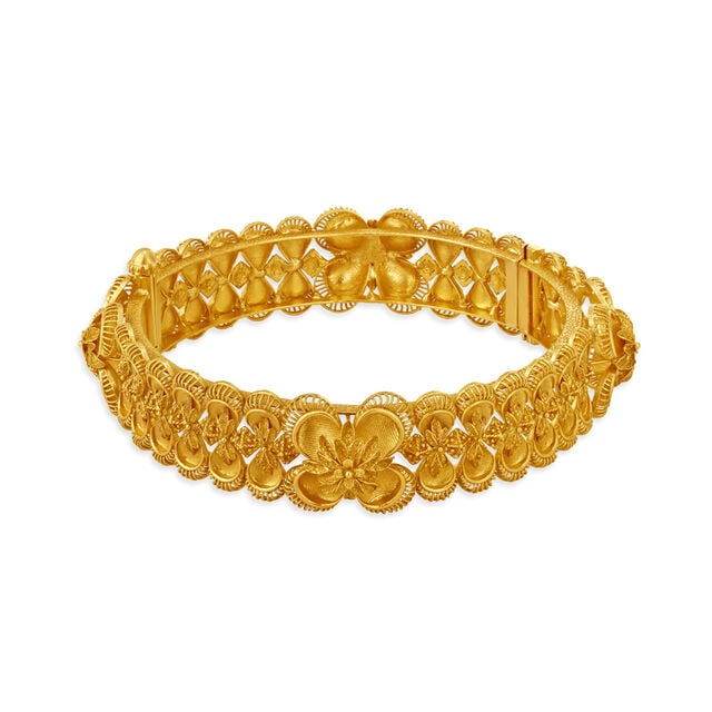 Magnificent Gold Bangle for the Contemporary Bride 