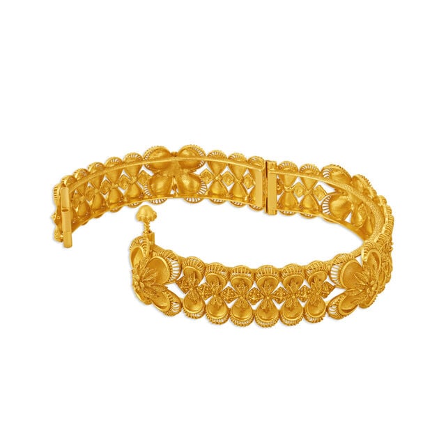 Magnificent Gold Bangle for the Contemporary Bride 2