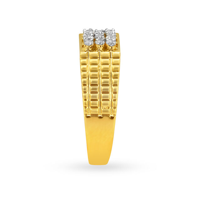 Dashing Diamond Finger Ring for Men 3
