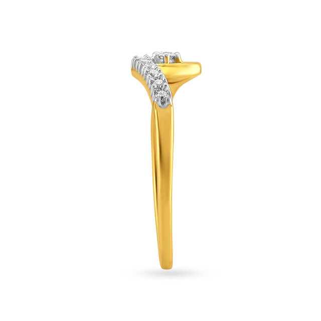 Fancy Seven Stone Diamond and Gold Finger Ring 3