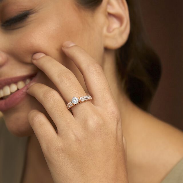 Tanishq 18KT Diamond Finger Ring for Women 2