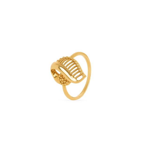 Sublime Yellow Gold Conch Finger Ring 2