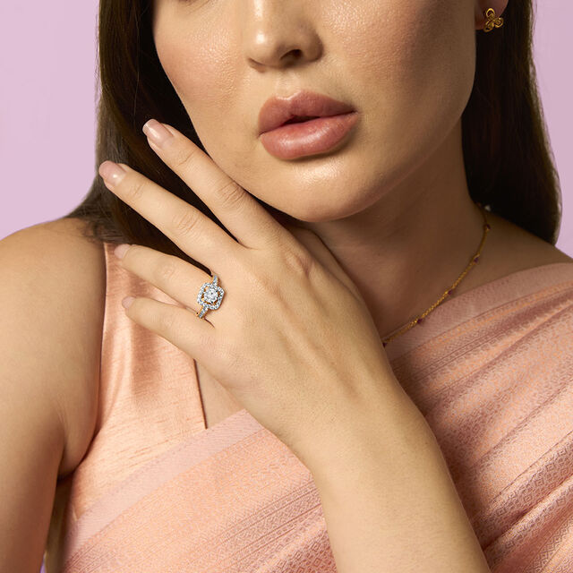 Tanishq 18KT Diamond Finger Ring for Women 2