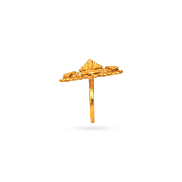 Tanishq 18KT  Gold Finger Ring  for Women