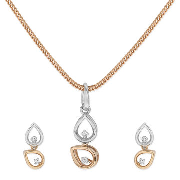 Tanishq 18KT Diamond Pendant and Earrings Set for Women