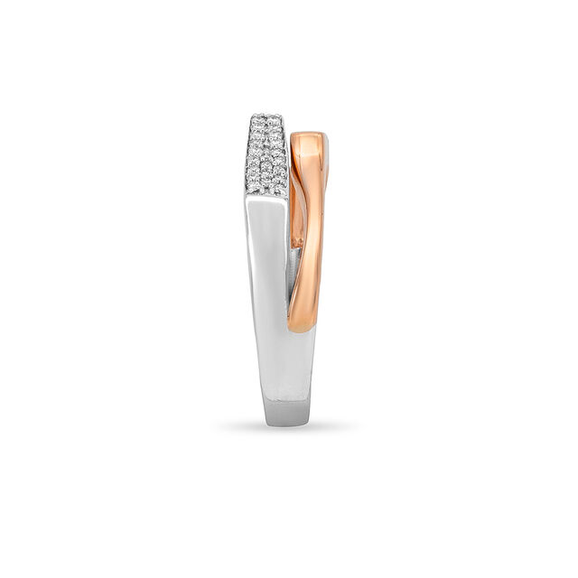 Tanishq 18KT Diamond Finger Ring for Women