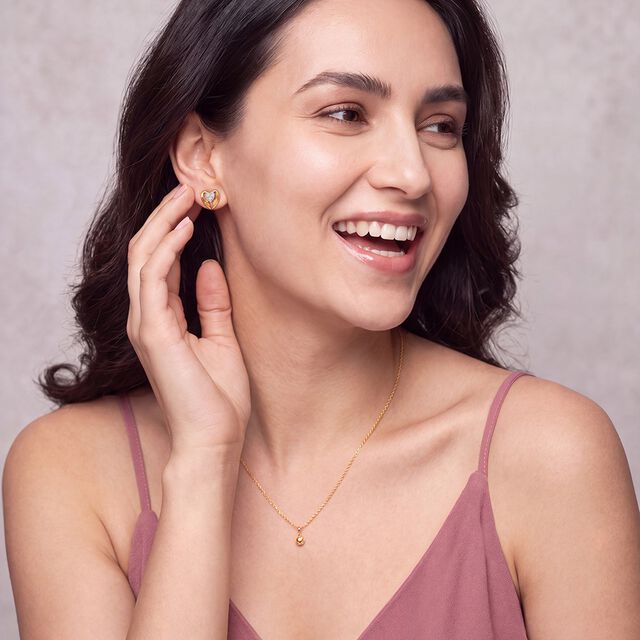 Blooming Love Pearl Earrings 3