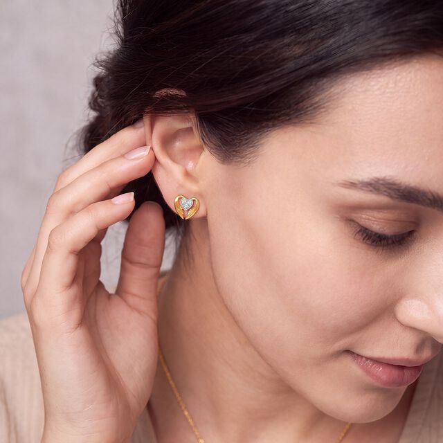 Blooming Love Pearl Earrings 2