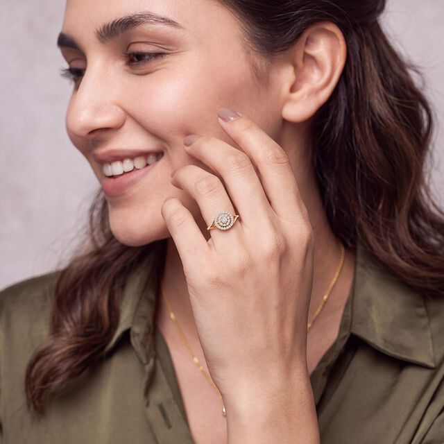 Tanishq 18KT Diamond Finger Ring for Women 2