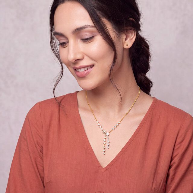 Tanishq 18KT Diamond Necklace for Women 2