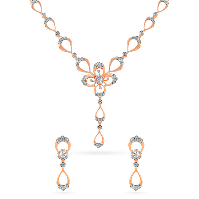 Tanishq 18 Karat Diamond Necklace Set for Women 