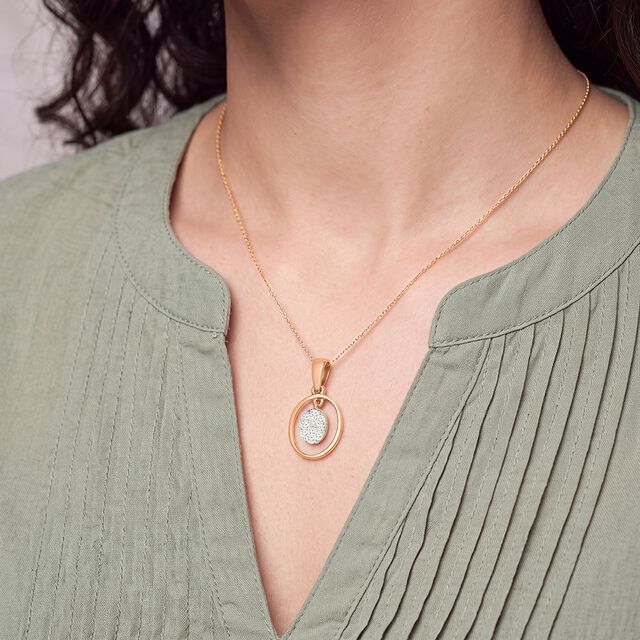 Tanishq 18KT Diamond Pendant for Women 2