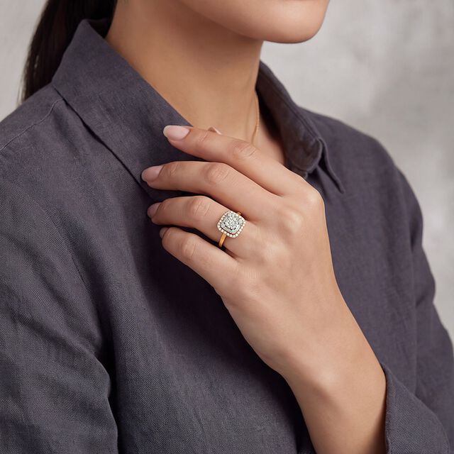 Tanishq 18KT Diamond Finger Ring for Women 3