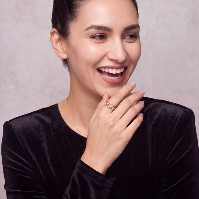 Tanishq 18KT Diamond Finger Ring for Women 2