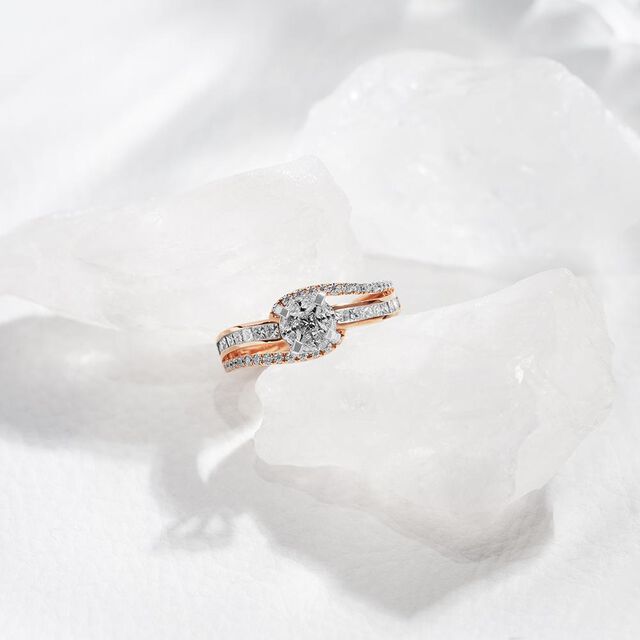 Tanishq 18KT Diamond Finger Ring 