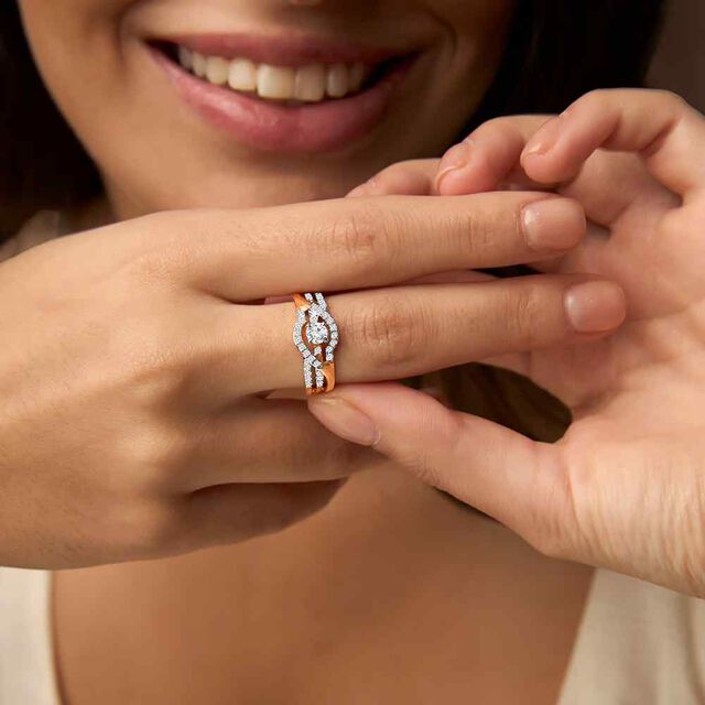Tanishq 18KT Diamond Finger Ring for Women 2