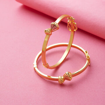 Tanishq 18 Karat Gold Bangle for Kids