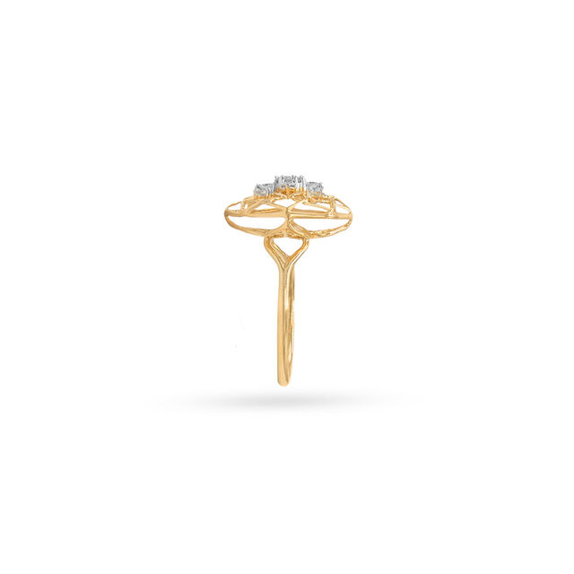 Exquiste Yellow Gold Star-Inspired Ring 3
