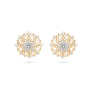 Elaborate Star-Inspired 18k Yellow Gold Studs