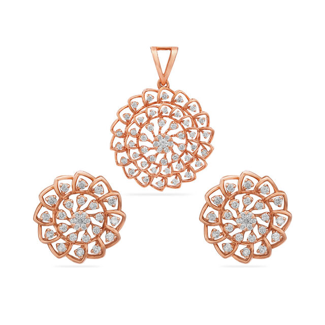 Tanishq 18KT Diamond Pendant and Earrings Set for Women 2