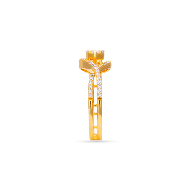 Tanishq 18 Karat Diamond Finger Ring for Women