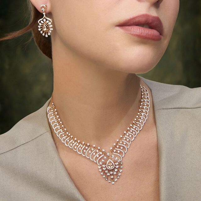 Tanishq 18KT Diamond Neckwear and Earring for Women 2