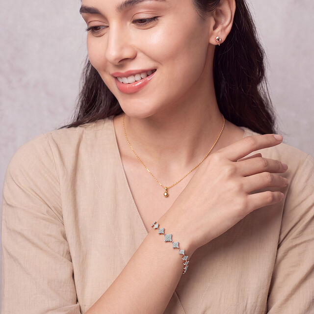 Tanishq 18KT Diamond Bracelet for Women 3