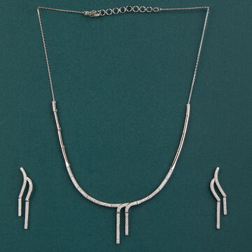 The Dual Necklace Set