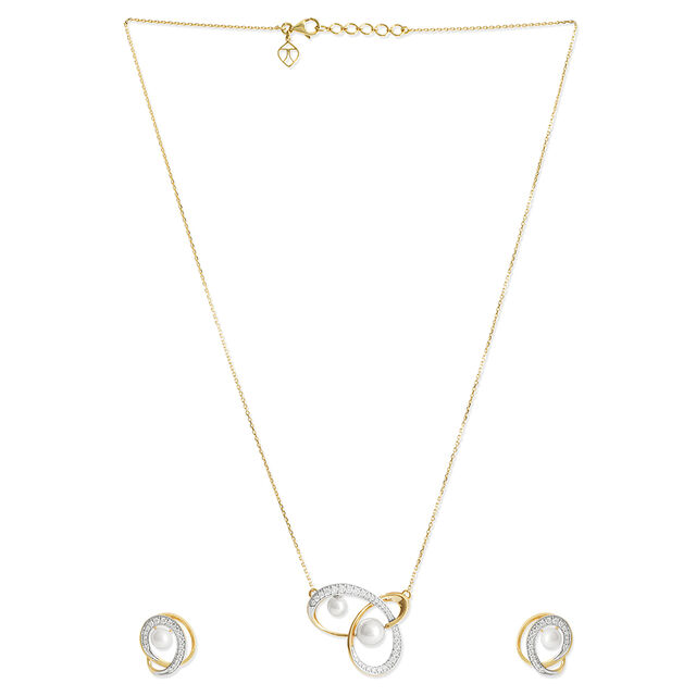 Swirling Pearl and Diamond Set 2