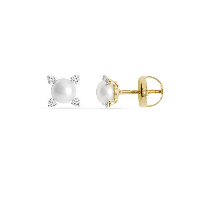 The Majestic Crescent Pearl Set 5
