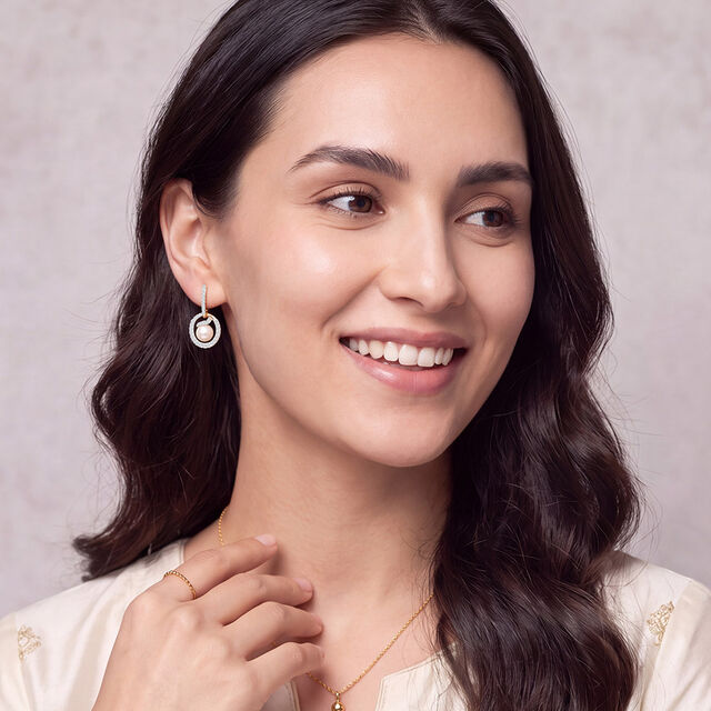 Radiant Pearl Cascade Earrings 2