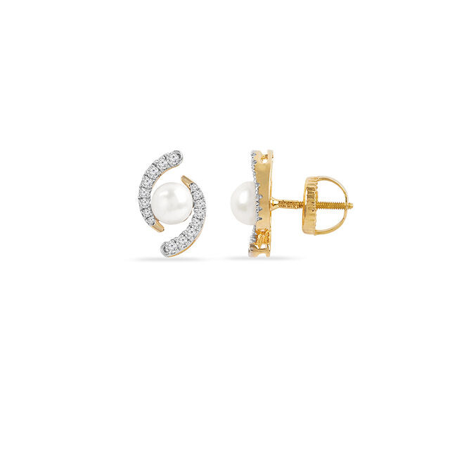 Regal Pearl Stud Earrings 3